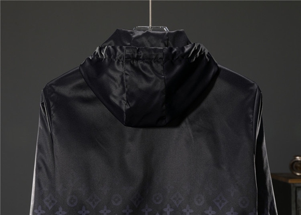 ブランドジャケット側面デザイン